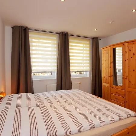 In Ruhiger Lage Von Zella-mehlis/ Carola Lejlighed Zella-Mehlis